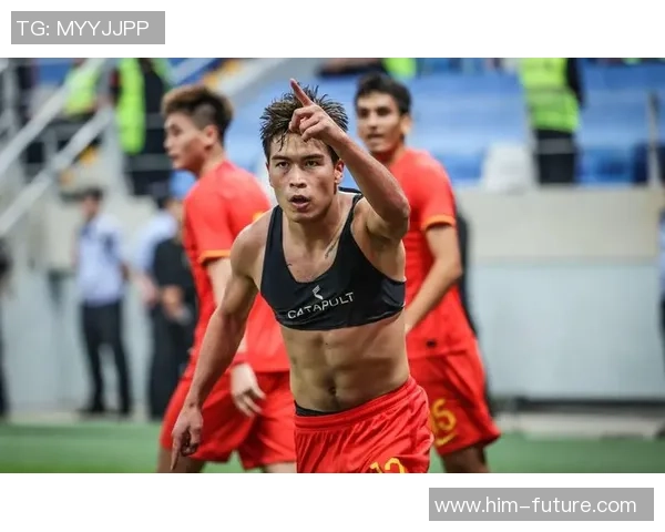 国足与泰国队激战正酣精彩赛视频直播全程回顾与分析 国足与泰国队激战正酣精彩赛视频直播全程回顾与分析