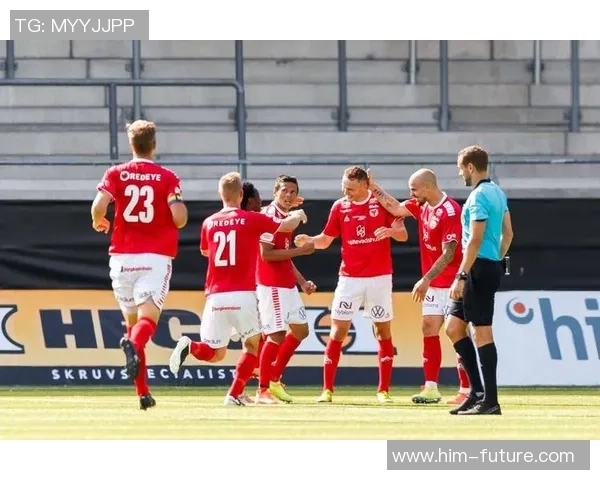 特鲁瓦与圣埃蒂安的激烈对决谁能在法甲赛场上笑到最后 特鲁瓦与圣埃蒂安的激烈对决谁能在法甲赛场上笑到最后